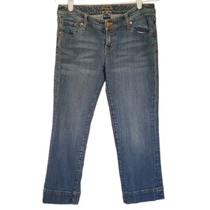 7030 * Seven7 Crop Embroidered Pocket Jeans Medium Wash Denim Size 28